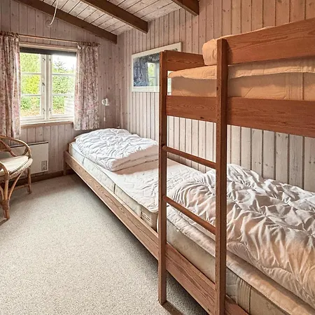 2 Bedroom Awesome In *